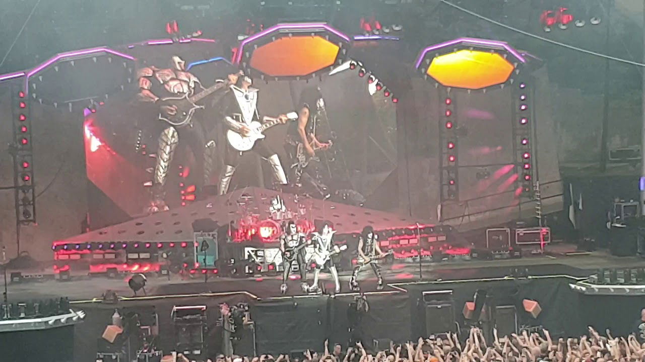 KISS - Detroit Rock City (Live at Waldbühne Berlin 04/06/2019 )