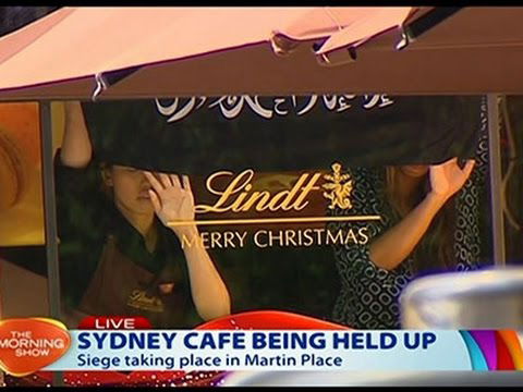 Raw: Apparent Hostage Situation Erupts in Sydney