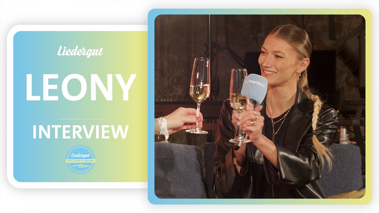 Shootingstar LEONY im Interview beim Liedergut Abend im Stöffelpark im Westerwald