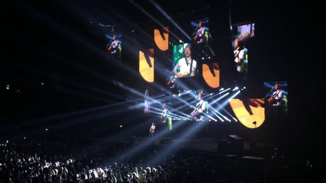 Ed Sheeran - Give Me Love (live in Sydney)
