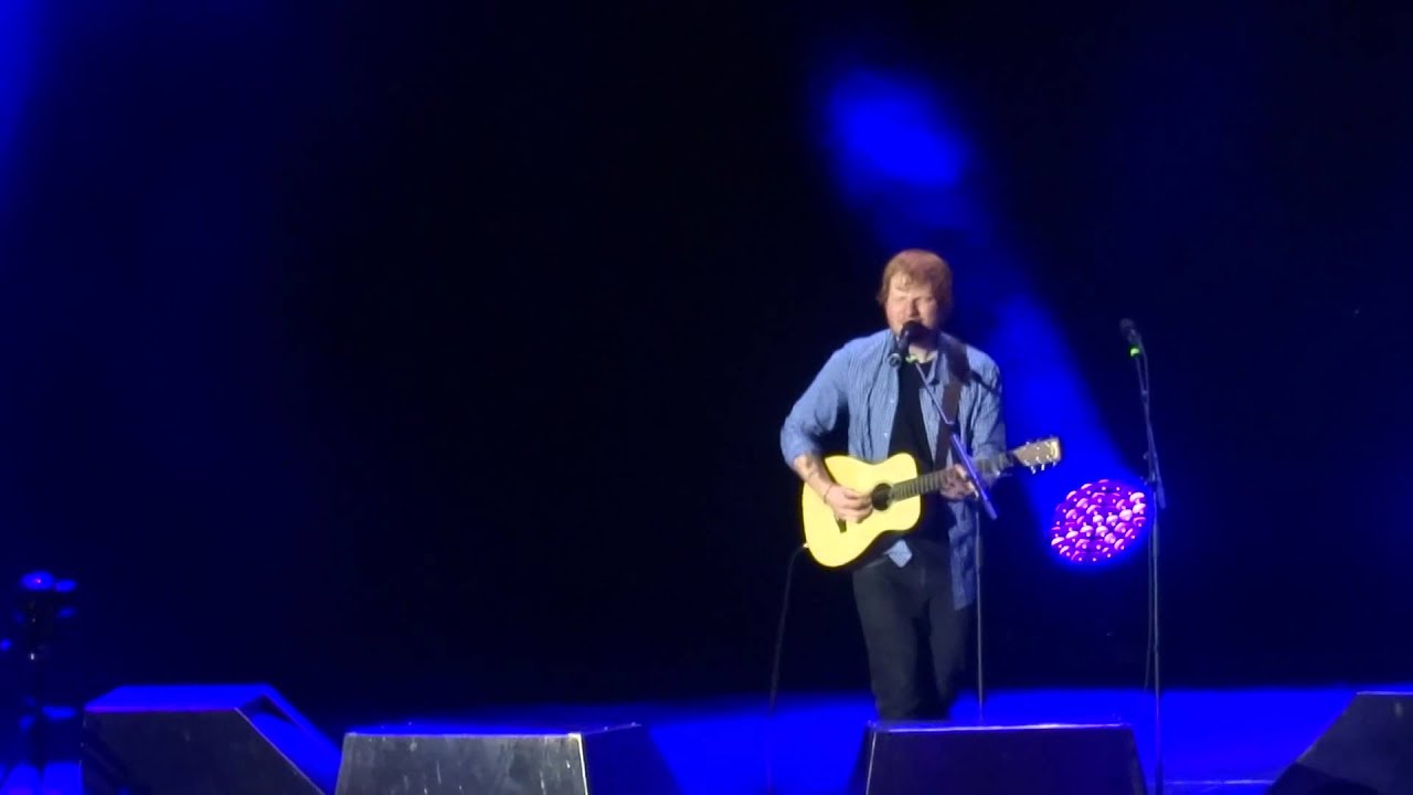 Ed Sheeran @TheO2 Arena London 12/10/14 Give Me Love