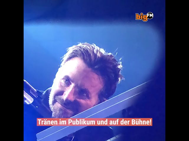 Lady Gaga holt in Las Vegas einen Überraschungsgast auf die Bühne