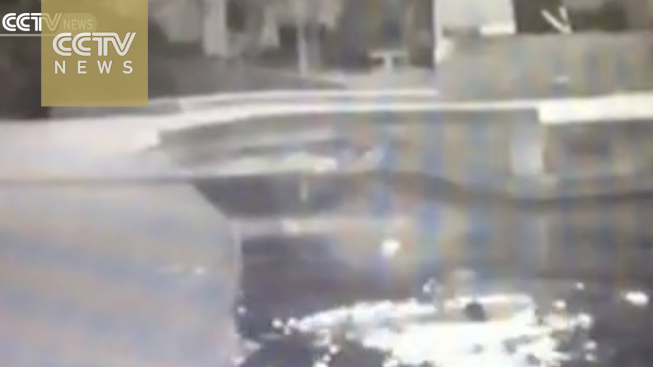 Woman obsessed with cellphone, died from drowning into river