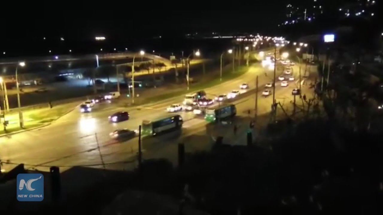 RAW：Evacuation over tsunami warning in Valparaiso of Chile