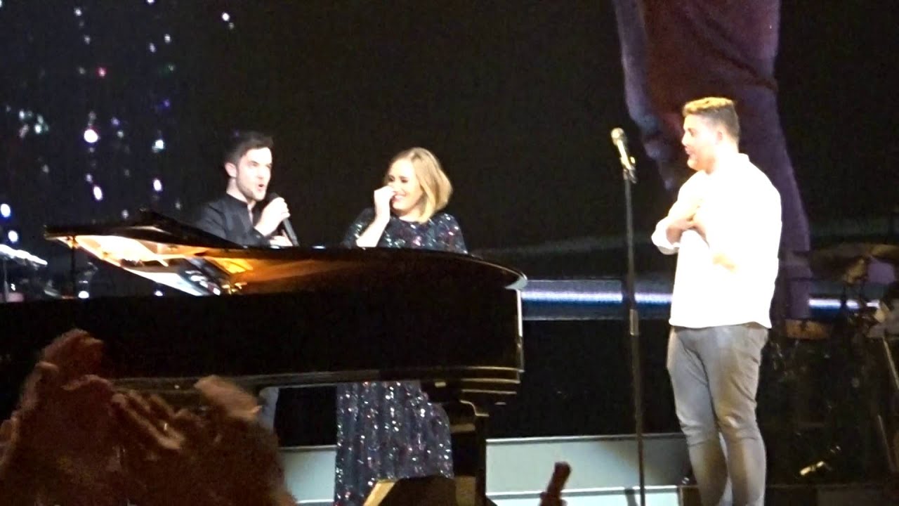 Adele Medley - Casual Cover - Ronan Scolard & Glenn Murphy Live in Dublin